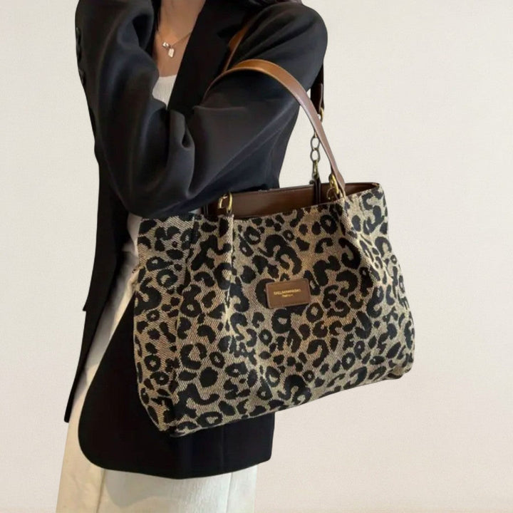 Désirée – urban mit raffiniertem Muster