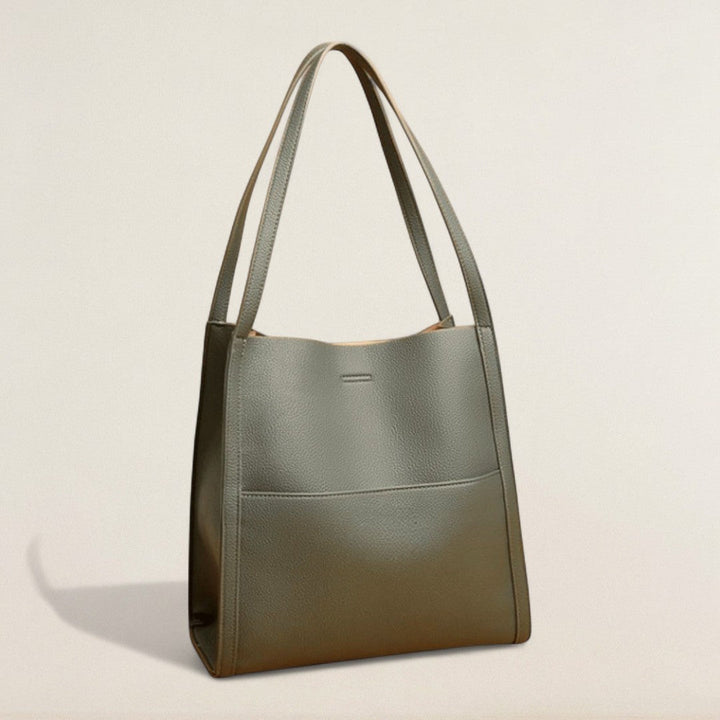 Lorena – Schlichtheit trifft Eleganz