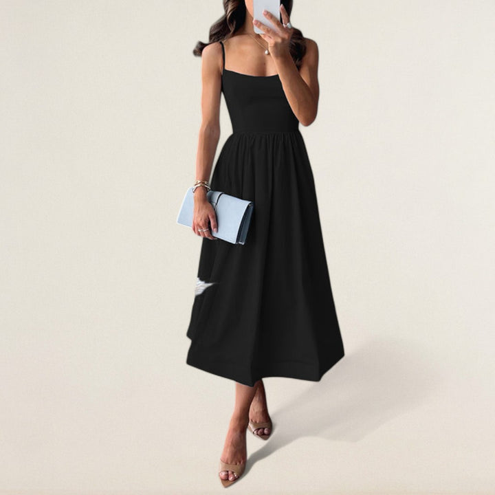 Noemi – Elegantes Trägerkleid mit schmeichelnder A-Linie