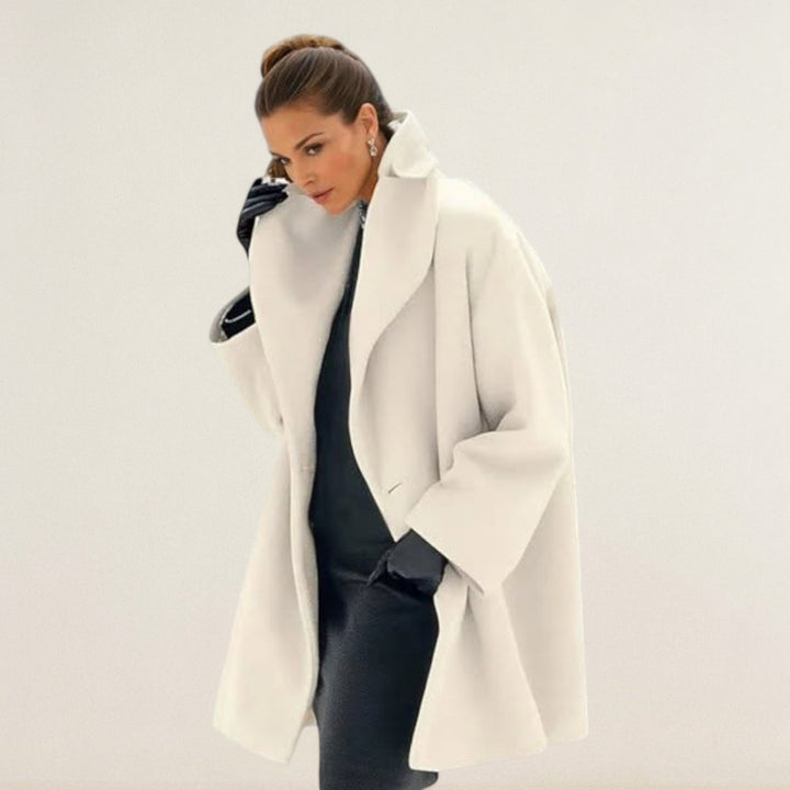 Larissa – Eleganz im Oversize-Schnitt