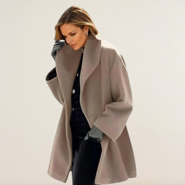 Larissa – Eleganz im Oversize-Schnitt