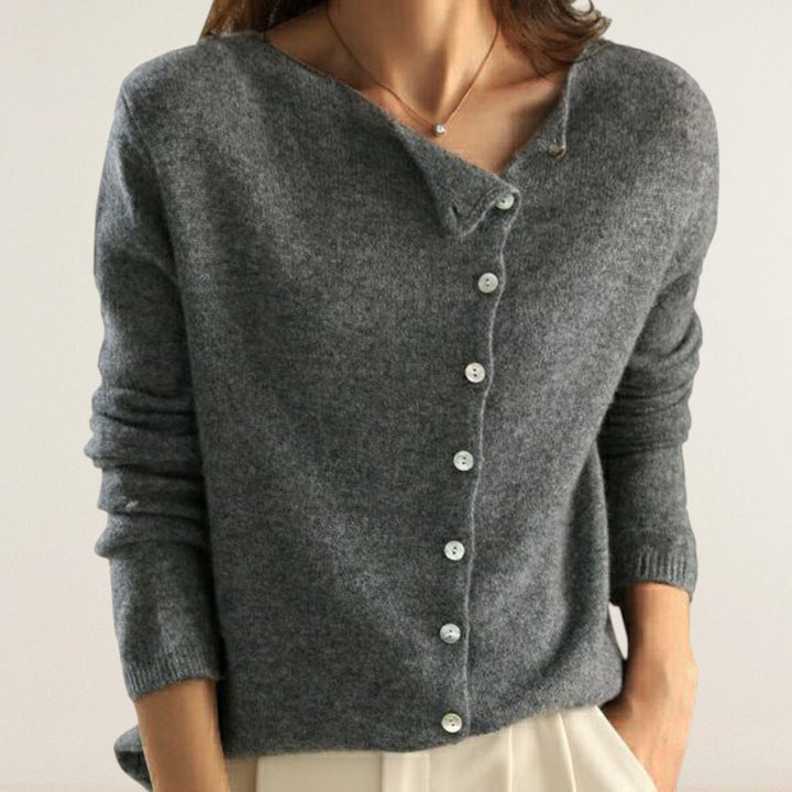 Selina – Feinstrickpullover mit asymmetrischer Knopfleiste