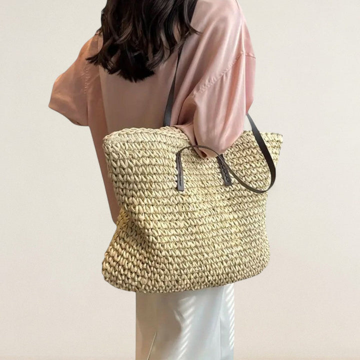 Flurina – Lässigi Strohtasche für Summer und Alltag