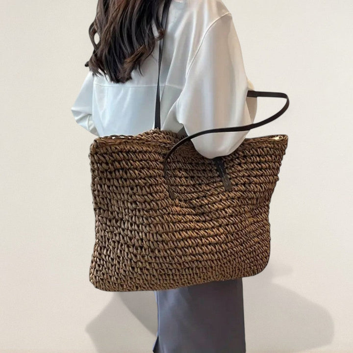 Flurina – Lässigi Strohtasche für Summer und Alltag