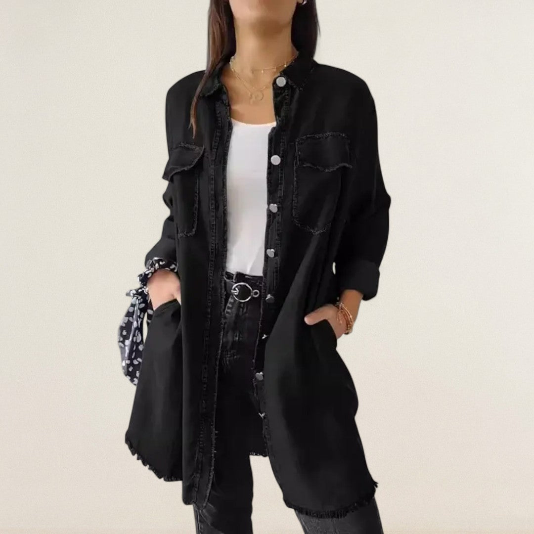 Selina – lockeri Denim-Longbluse mit Taschen