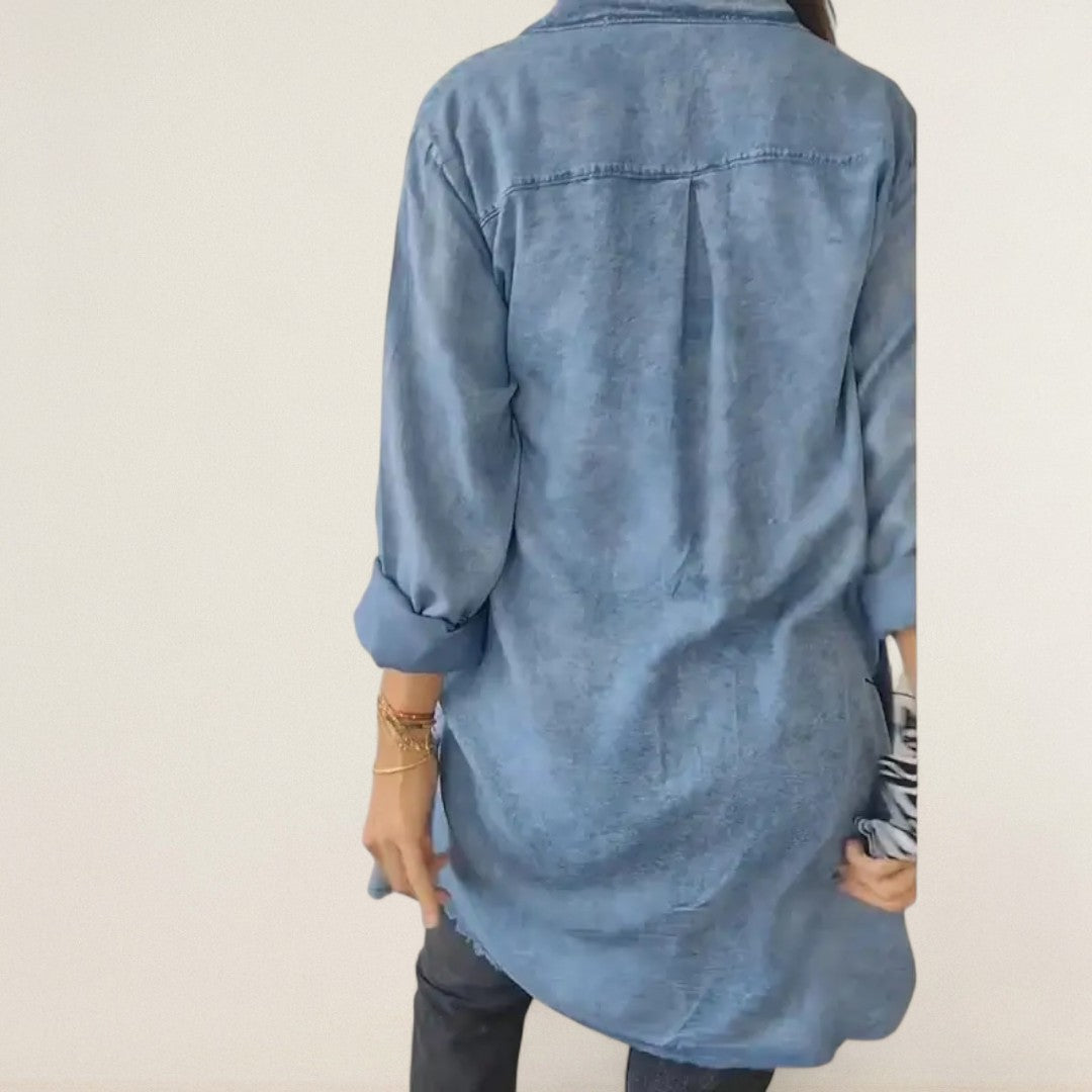 Selina – lockeri Denim-Longbluse mit Taschen