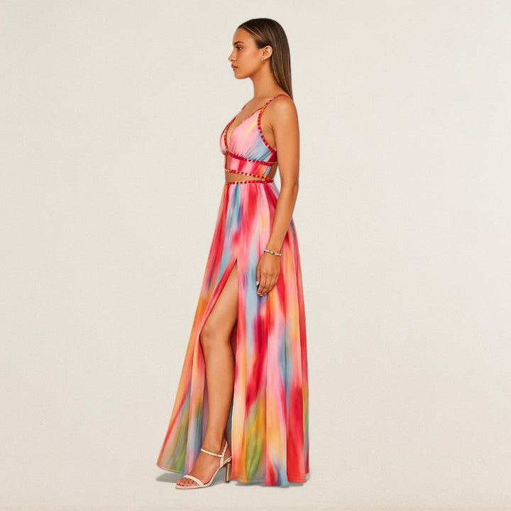 Ariane – fliessends Maxikleid mit verführerischem Schlitz