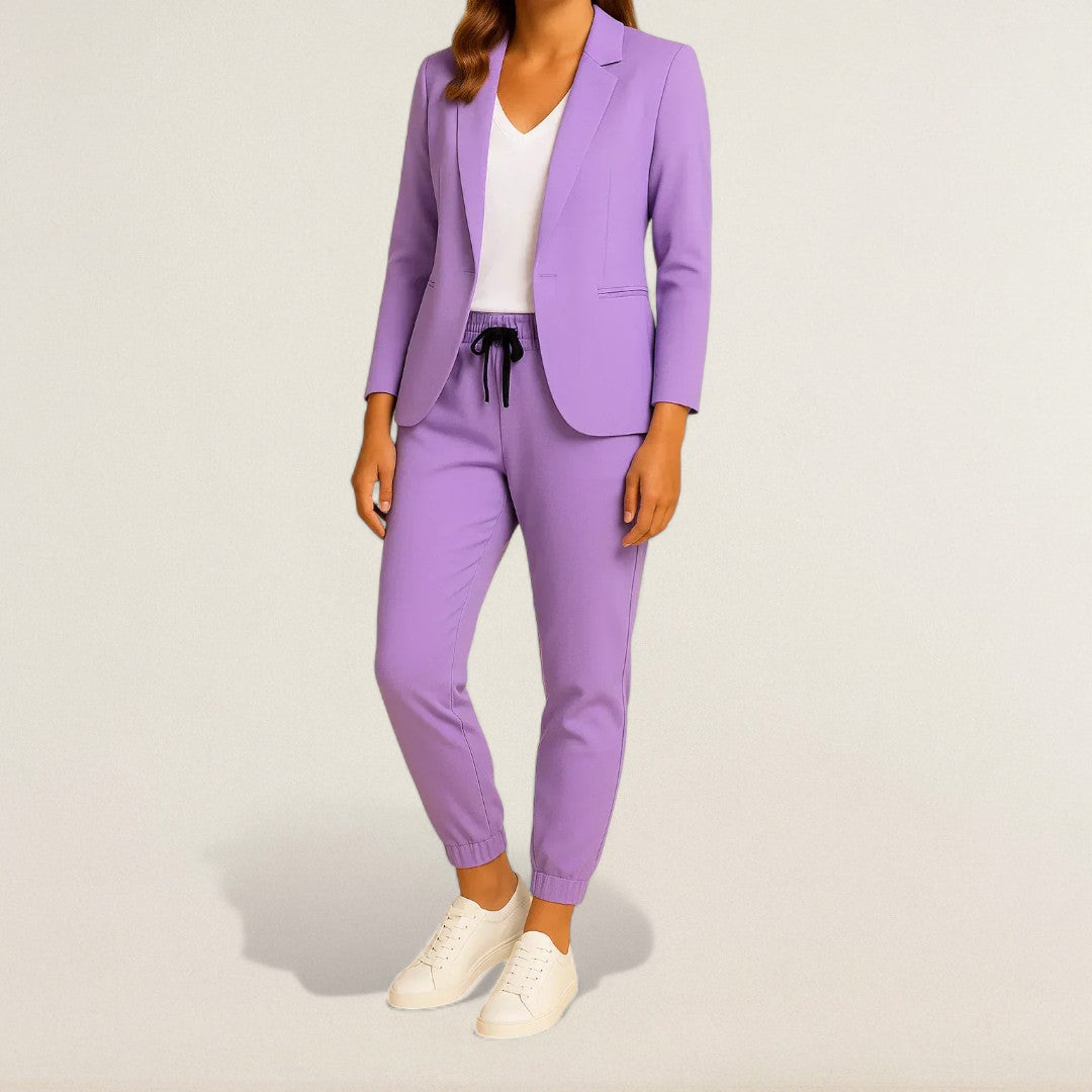 Larissa – Eleganter Comfort Anzug