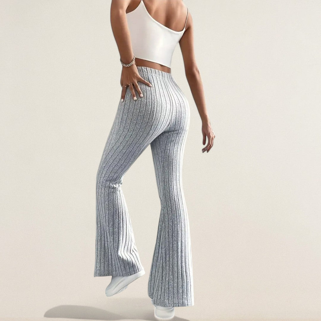 Nelia – bequem modern mit Struktur