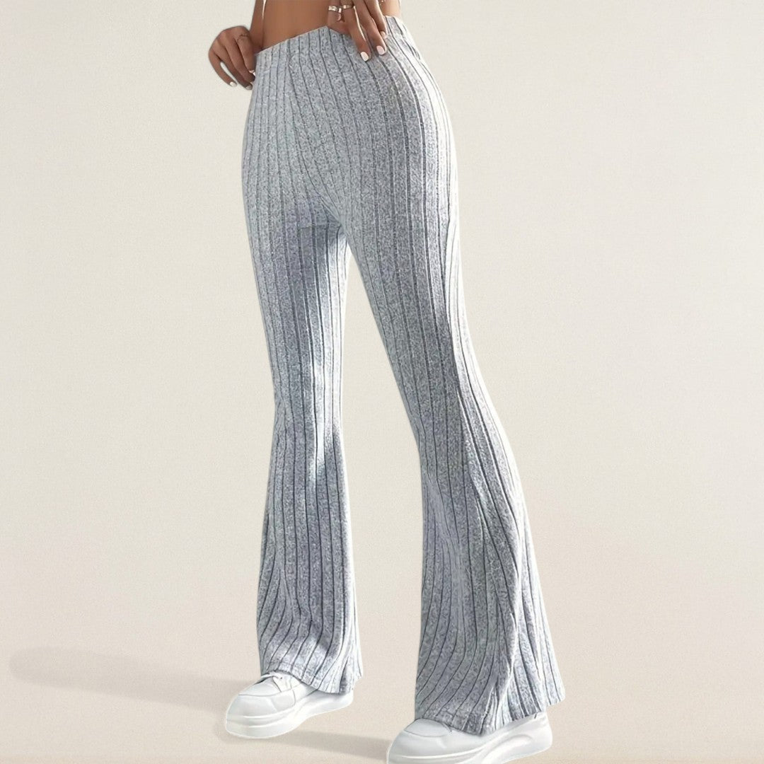 Nelia – bequem modern mit Struktur