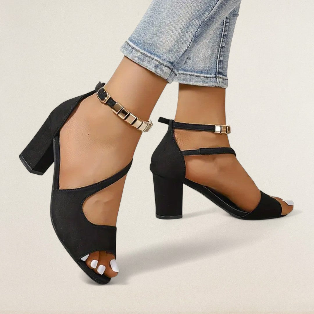 Elvira – eleganti Höhe mit stabiläm Halt