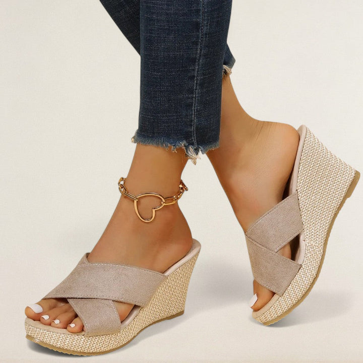 Yvonne – Sommerlich leicht mit Stil