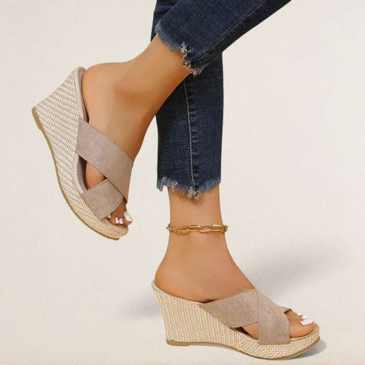 Yvonne – Sommerlich leicht mit Stil