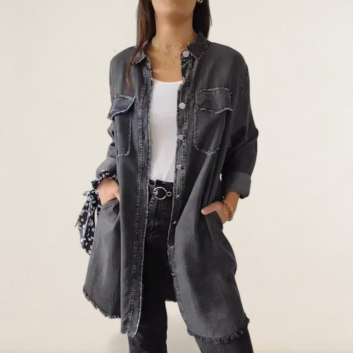 Selina – lockeri Denim-Longbluse mit Taschen