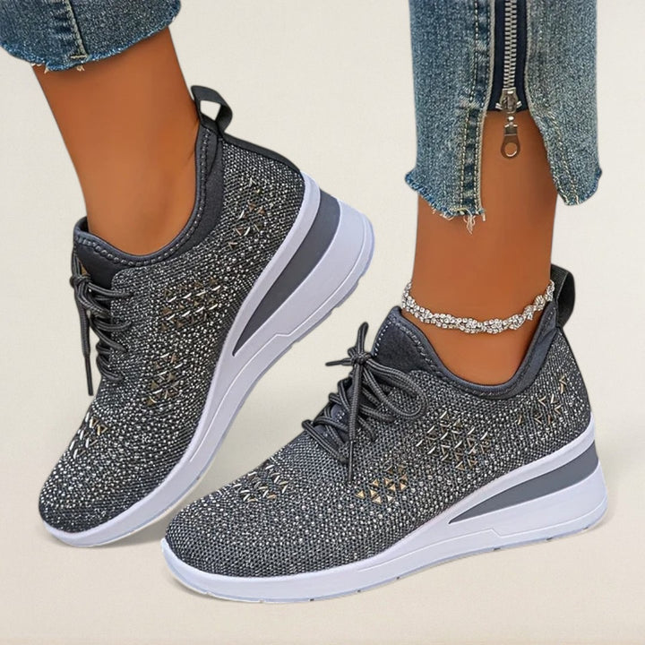 Ladina – orthopädischer Knit-Sneaker mit Glanzdetails